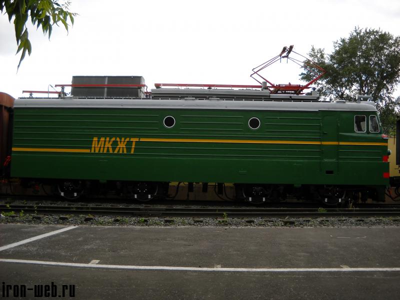 Электровоз ВЛ-10_02
